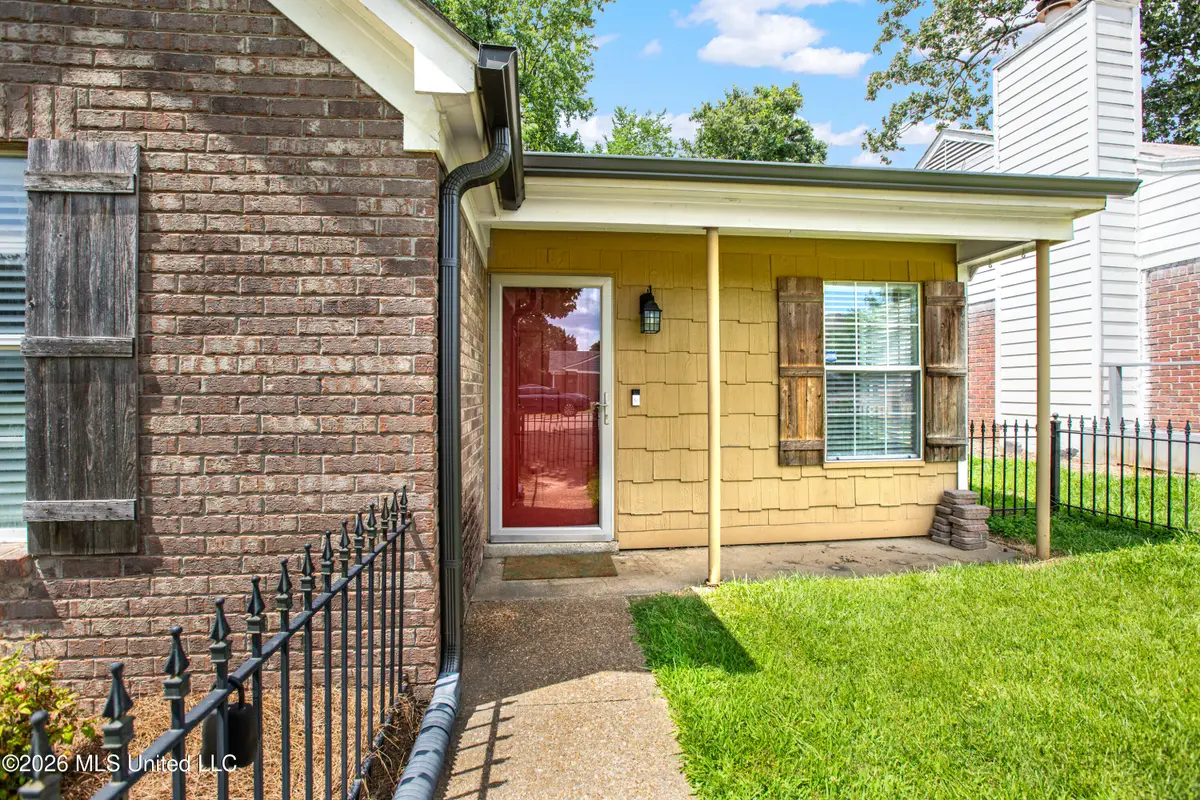 9472 Village Pointe, Olive Branch, MS 38654 - #1