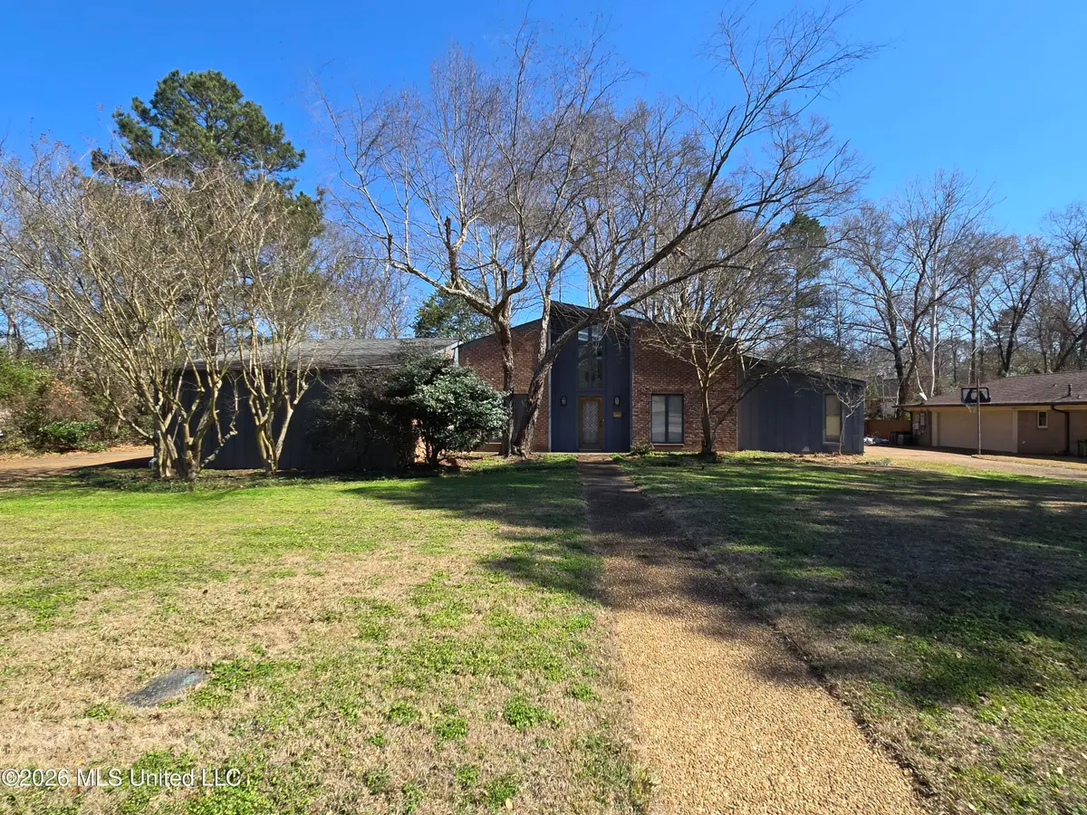 5422 River Thames Road, Jackson, MS 39211 - #1