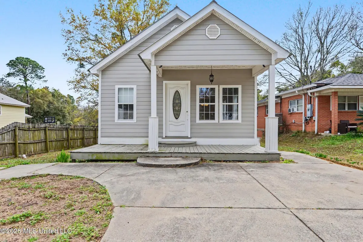 806 Herrick Avenue, Pascagoula, MS 39567 - #1