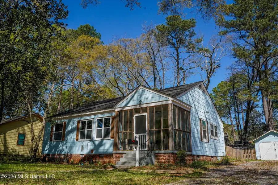 632 Woodbury Road, Jackson, MS 39206 - #3