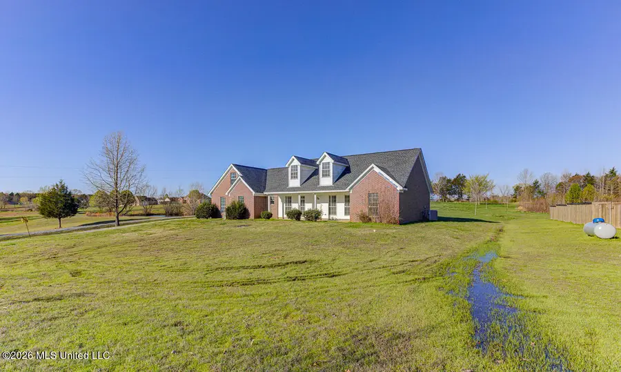 1495 N Red Banks Road, Red Banks, MS 38661 - #3