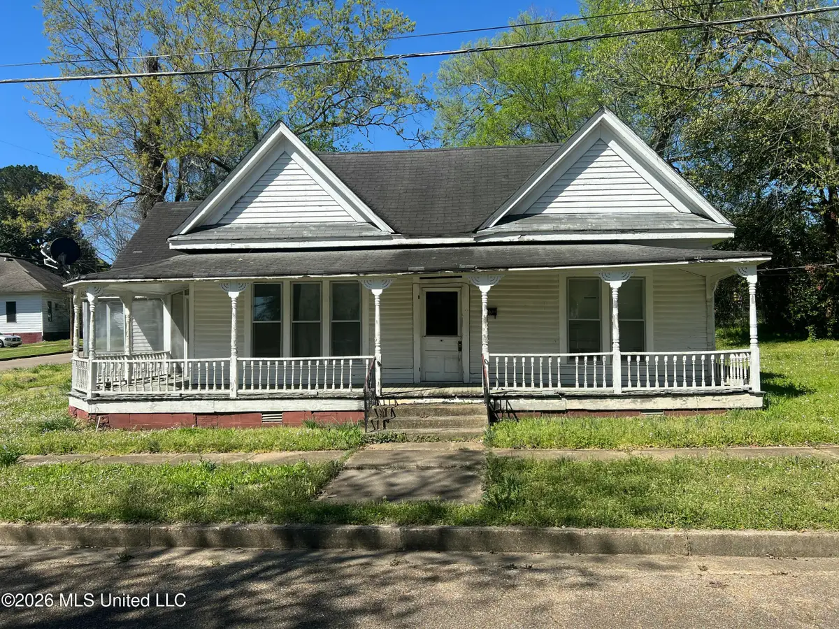 311 S Maple Street, Aberdeen, MS 39730 - #1