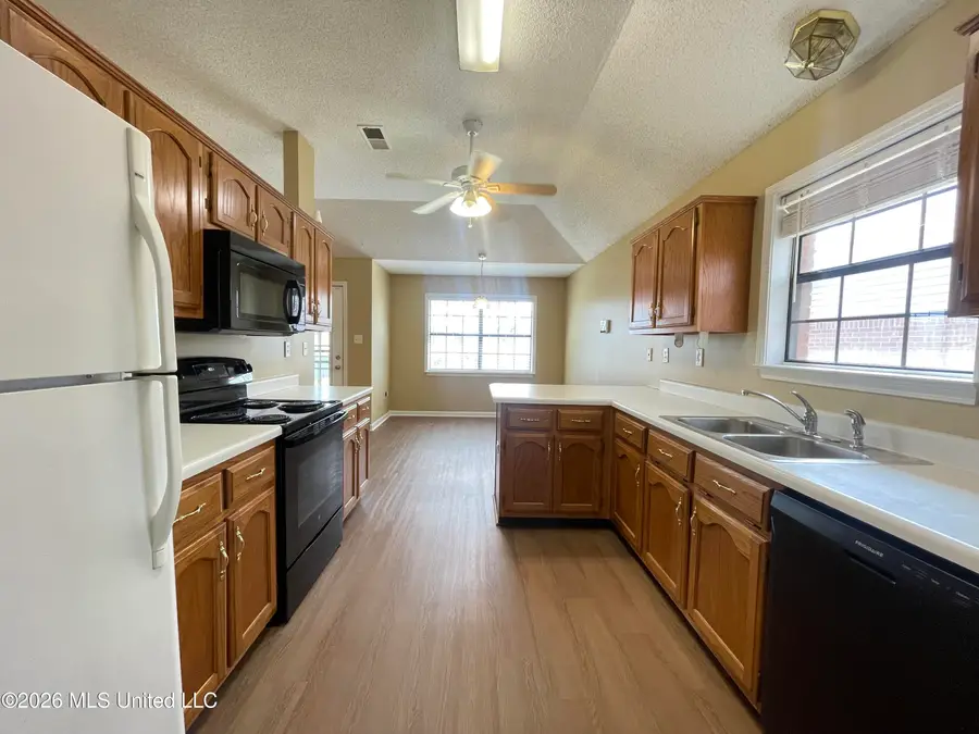 10395 Catalpa Cove, Olive Branch, MS 38654 - #3