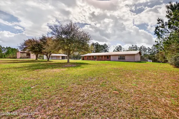 98 Country Heritage Road, Poplarville, MS 39470