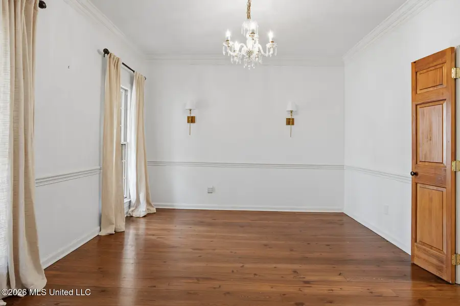 1425 Fontaine Drive, Jackson, MS 39211 - #2