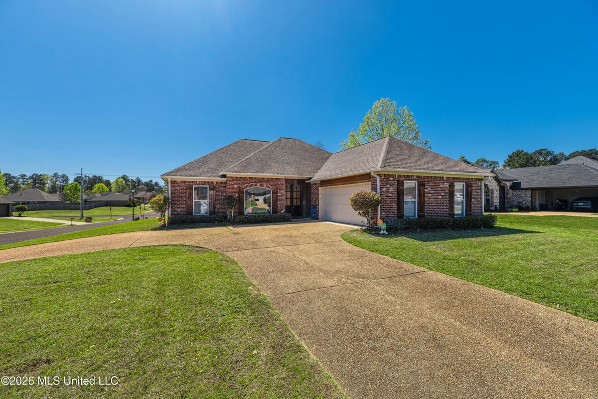 301 Spring Hill Point, Brandon, MS 39047 - #1