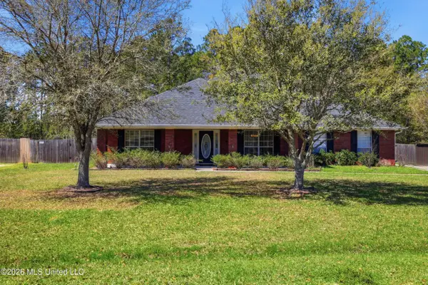 10304 Lake Forest Drive, Ocean Springs, MS 39565