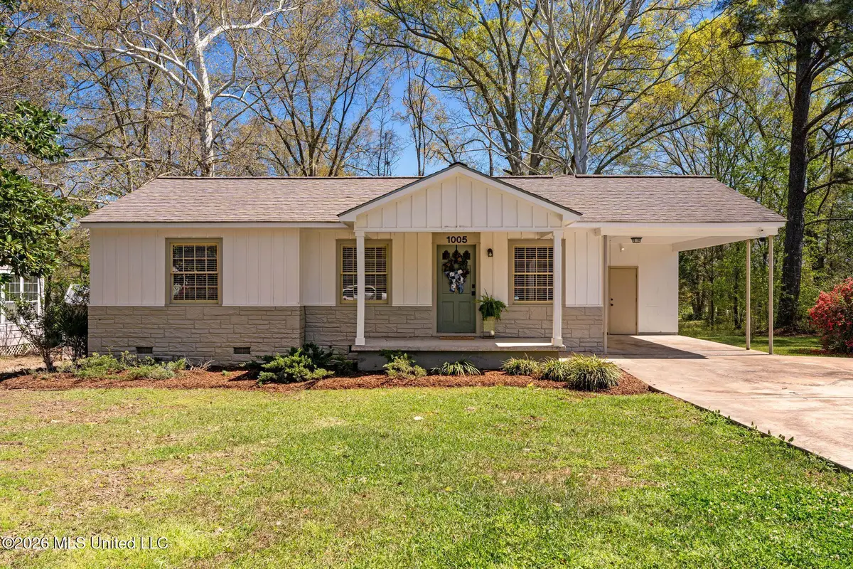 1005 S Jackson Street Ext Street, Brookhaven, MS 39601 - #1