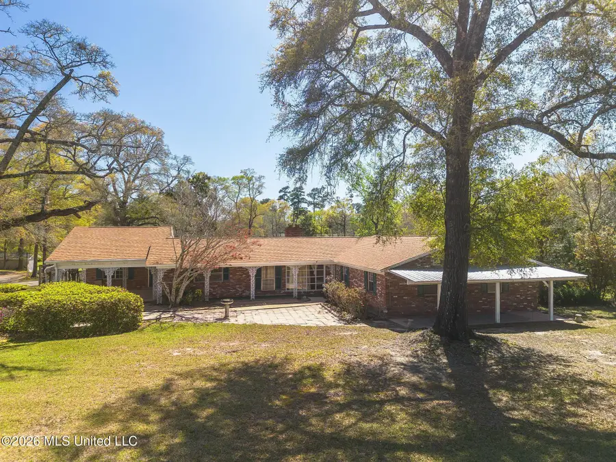 416 Howard Street, Wiggins, MS 39577 - #2