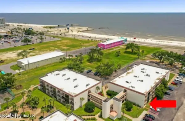 2046 Beach Boulevard, Biloxi, MS 39531