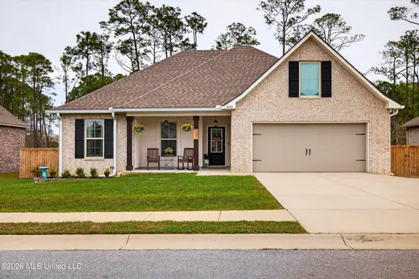 6932 Osprey Drive, Ocean Springs, MS 39564