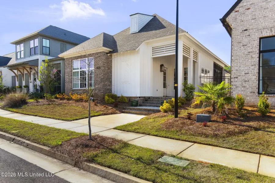 106 Water Street, Madison, MS 39110 - #3