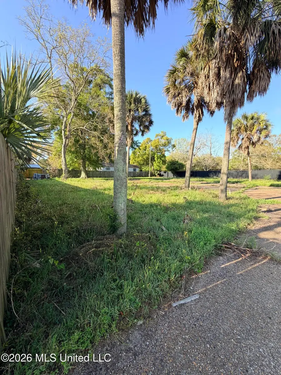 367 Forrest Avenue, Biloxi, MS 39530 - #2