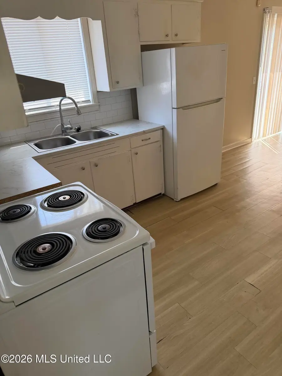 174 Chatham Circle, Jackson, MS 39206 - #2