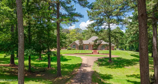 120 Midway Estates Drive, Terry, MS 39170