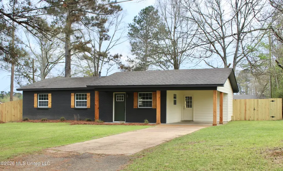 1304 NE 1st Avenue, Magee, MS 39111 - #2