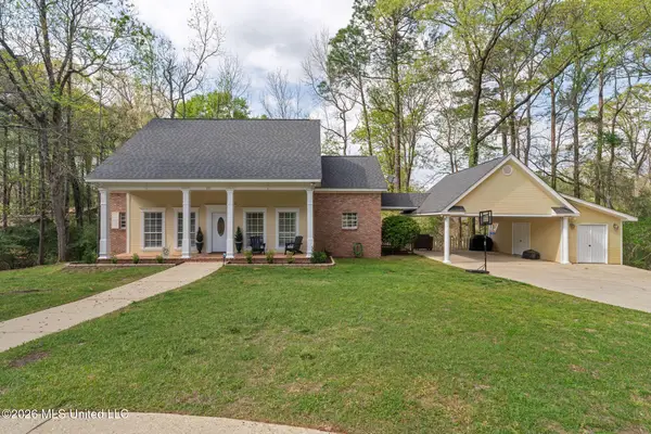 22 Dunleith Court, Hattiesburg, MS 39402