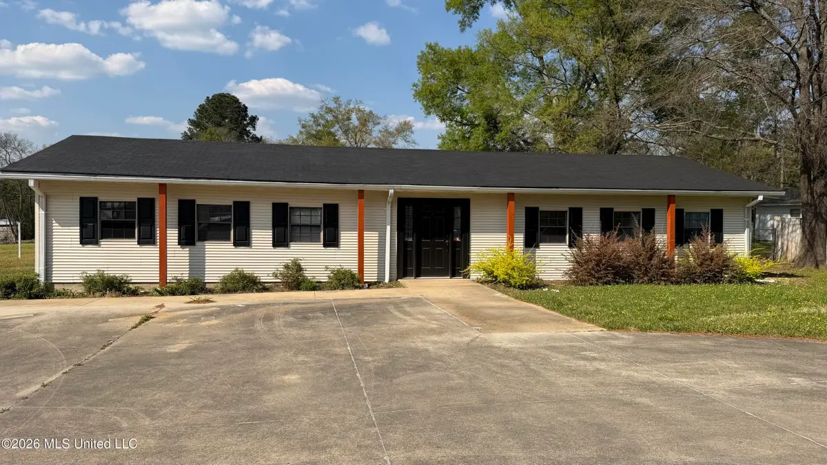 818 Marion Boulevard, Forest, MS 39074 - #1