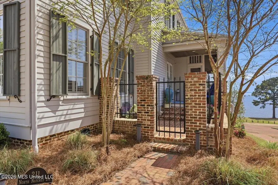 211 N Natchez Drive, Madison, MS 39110 - #3