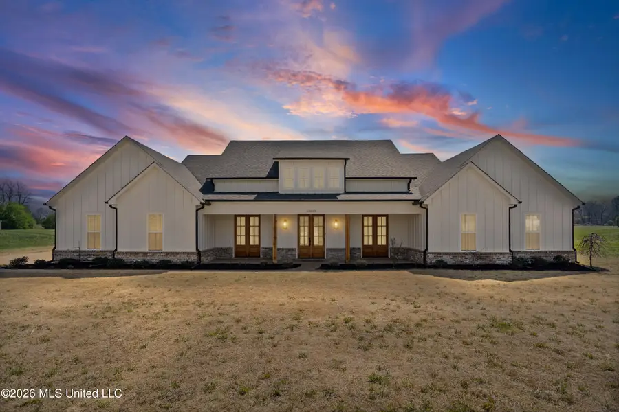 13889 E Fairview Road, Byhalia, MS 38611 - #2