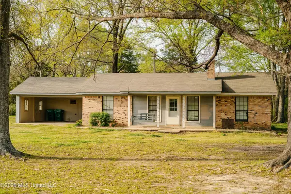 1844 Volley Campbell Road, Terry, MS 39170