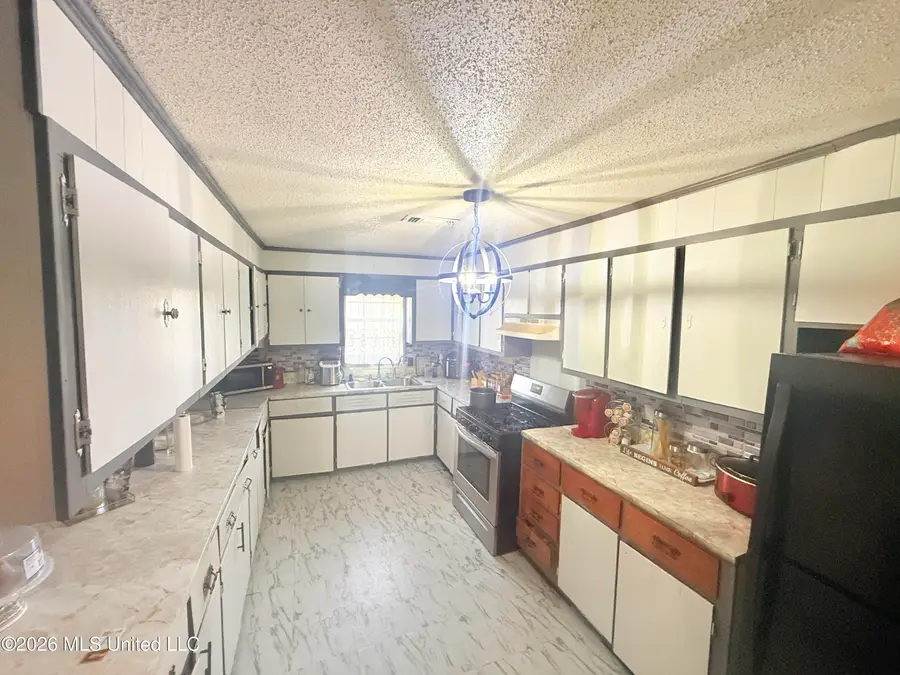 203 Branch Street, Winona, MS 38967 - #2