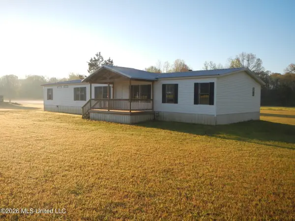 100 Rabbit Run Lane, Flora, MS 39071