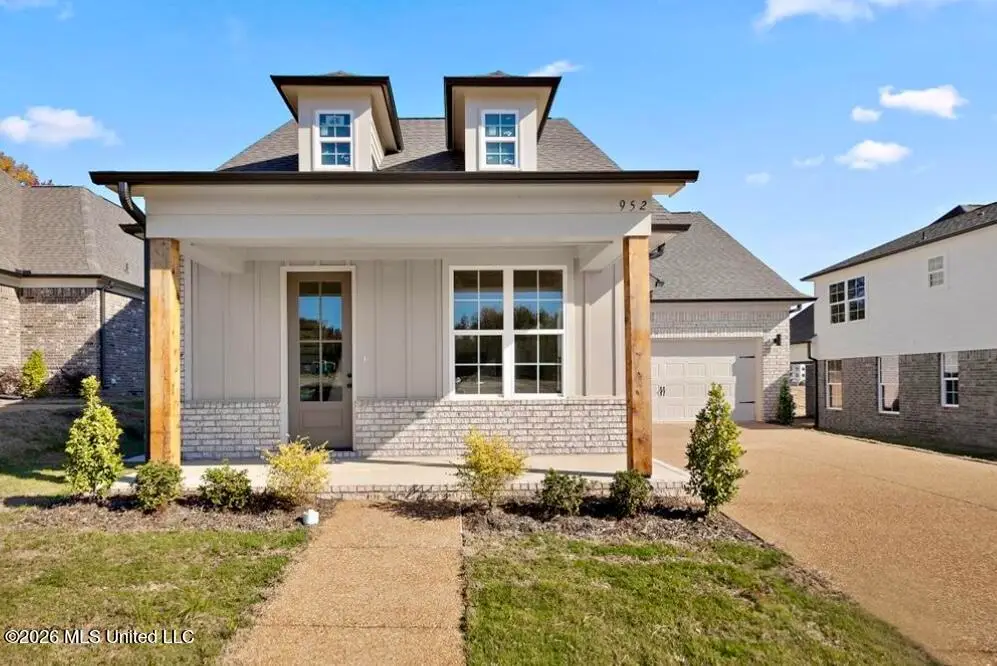 878 Coahoma Court, Nesbit, MS 38651 - #1