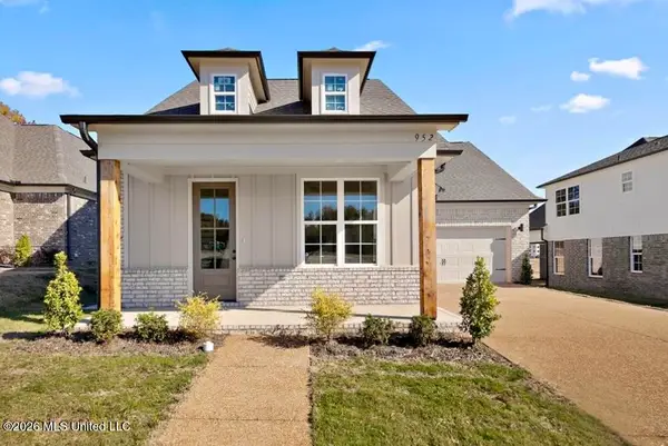 878 Coahoma Court, Nesbit, MS 38651