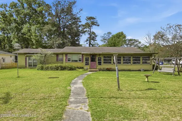 1317 6th Avenue, Picayune, MS 39466