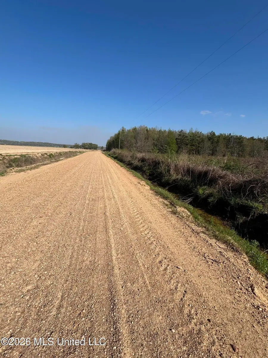 511 County Road 186, Greenwood, MS 38930 - #2