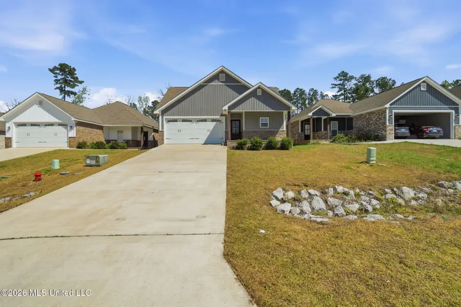 60 N Barnes Field Drive, Hattiesburg, MS 39402 - #2