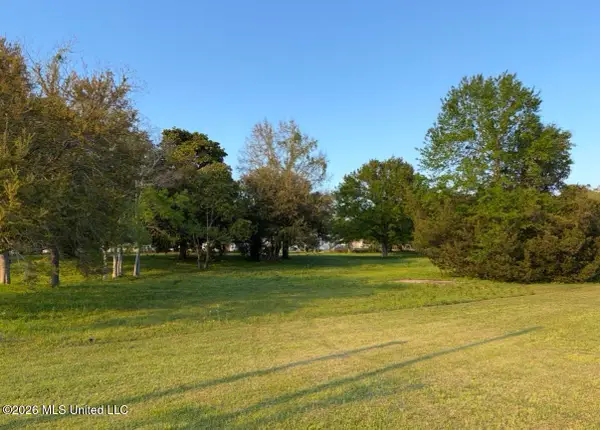 366 Main Street, Biloxi, MS 39530