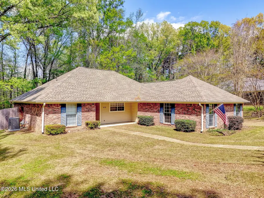 806 Winding Hills Drive, Clinton, MS 39056 - #3