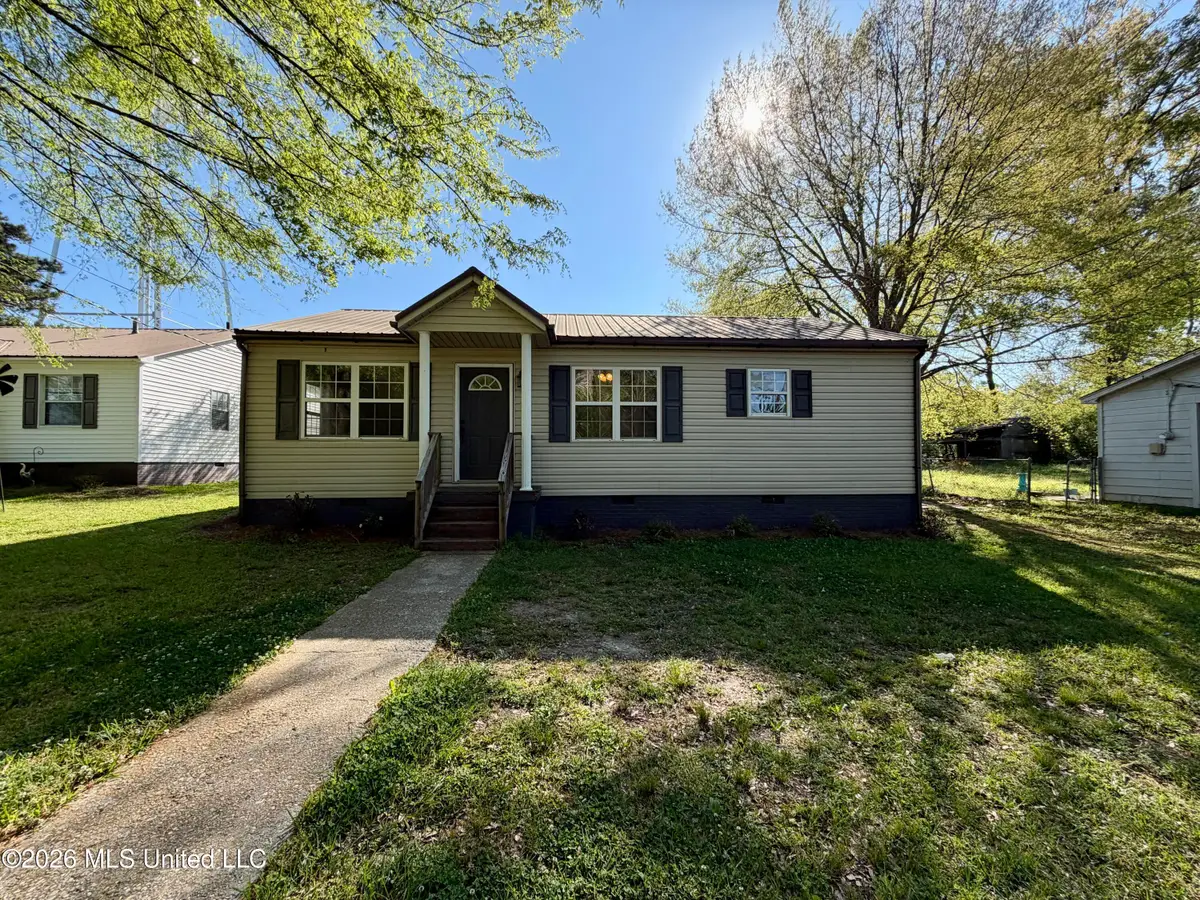 707 N West Street, Mendenhall, MS 39114 - #1