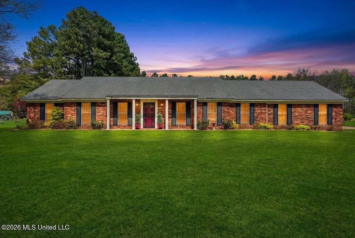 5600 Rolling Hills Drive, Olive Branch, MS 38654 - #1