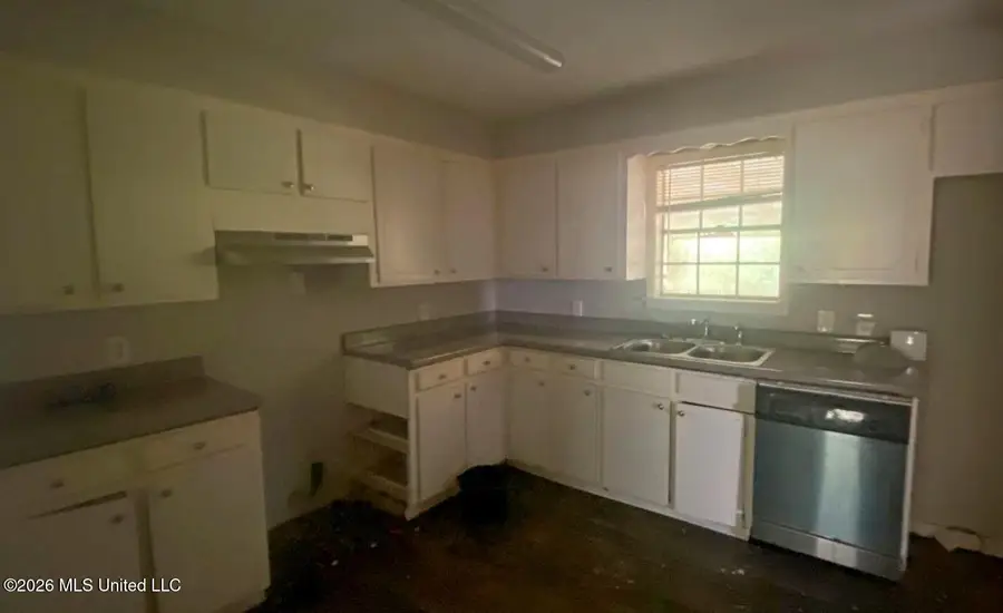 1886 Smallwood Street, Jackson, MS 39212 - #2