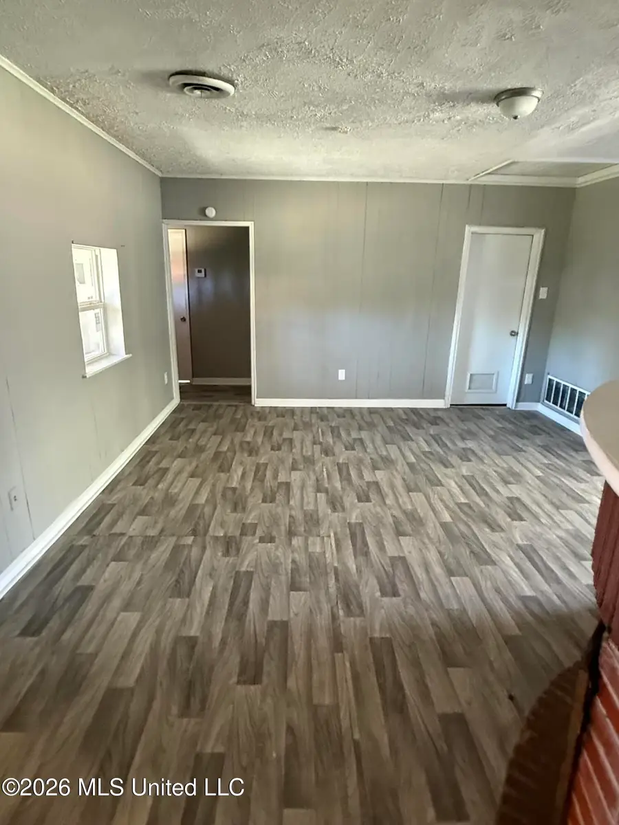 3938 Oakhill Drive, Jackson, MS 39206 - #3