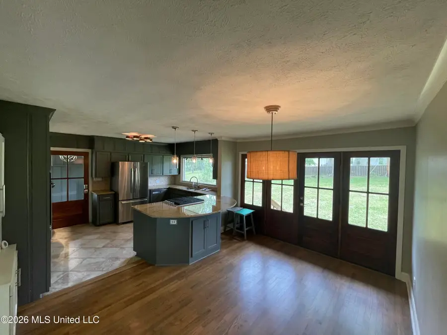 107 Woodland Hill Drive, Brookhaven, MS 39601 - #2