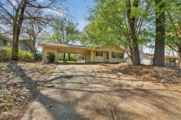 3085 Bienville Drive, Jackson, MS 39212
