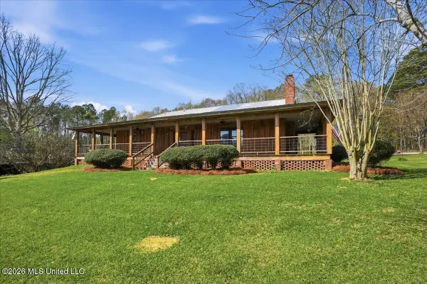 410 Carson Road, Carthage, MS 39051