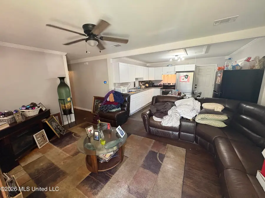 4301 Briggs Street, Moss Point, MS 39563 - #2