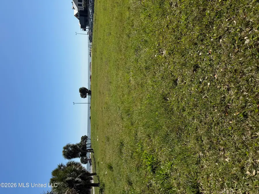 960 Beach Drive, Gulfport, MS 39507 - #2