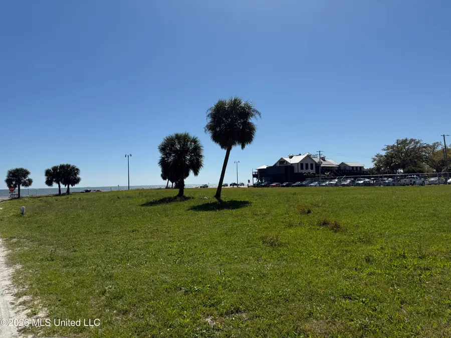 960 Beach Drive, Gulfport, MS 39507 - #3