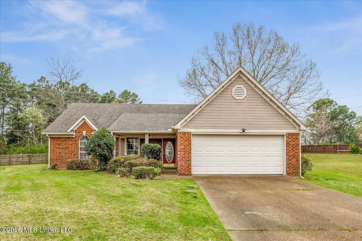 9002 Lakeside Cove, Olive Branch, MS 38654 - #1