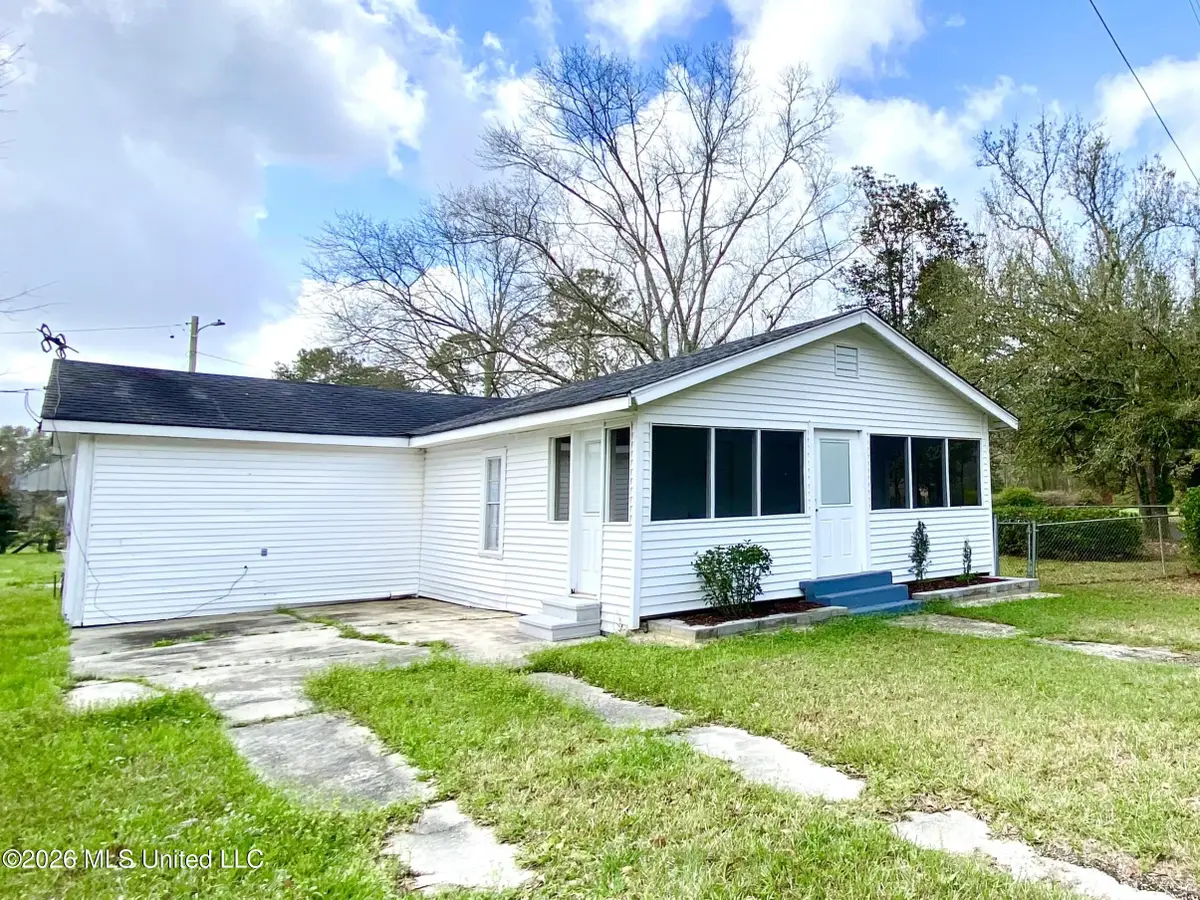 149 Grover Barrett Road, Picayune, MS 39466 - #1