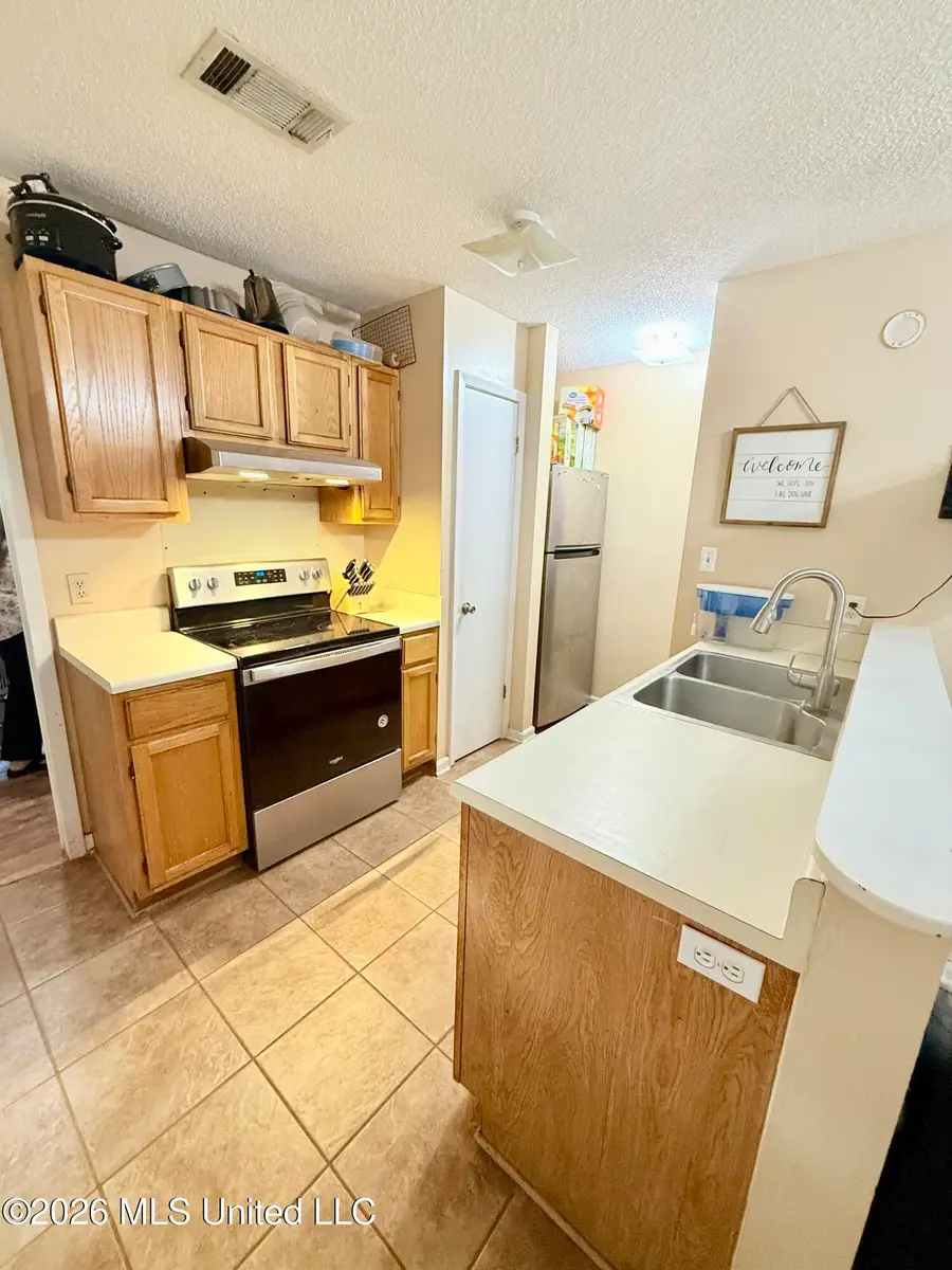 970 White Circle, Grenada, MS 38901 - #3