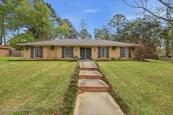 122 Woodgate Drive, Brandon, MS 39042