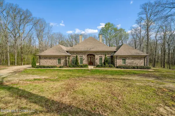 498 Tunstall Road, Byhalia, MS 38611