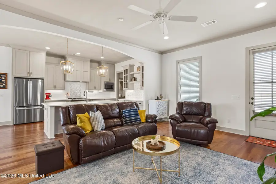 589 E Park Street, Canton, MS 39046 - #3